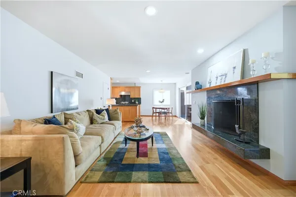 $2,185,000 | 267 Nieto Avenue, Long Beach, CA 90803