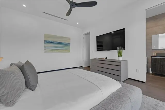 $29,995 | 727 Northeast 17th Way, Fort Lauderdale, FL 33304