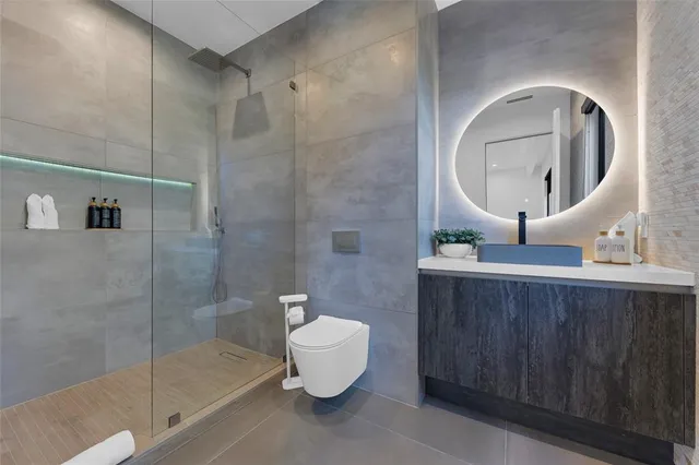 $29,995 | 727 Northeast 17th Way, Fort Lauderdale, FL 33304