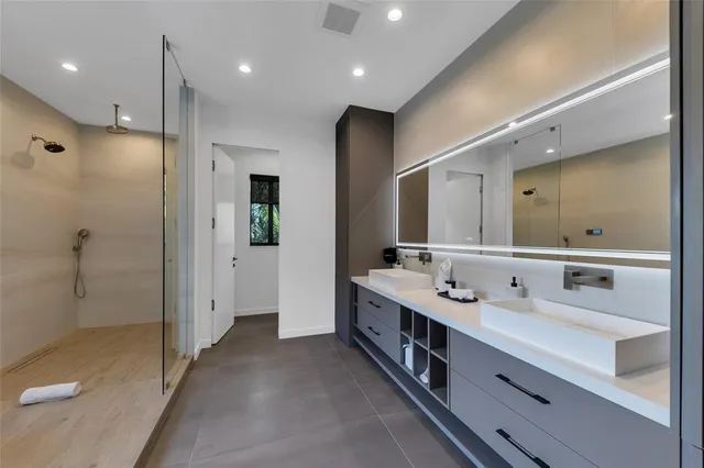 $29,995 | 727 Northeast 17th Way, Fort Lauderdale, FL 33304