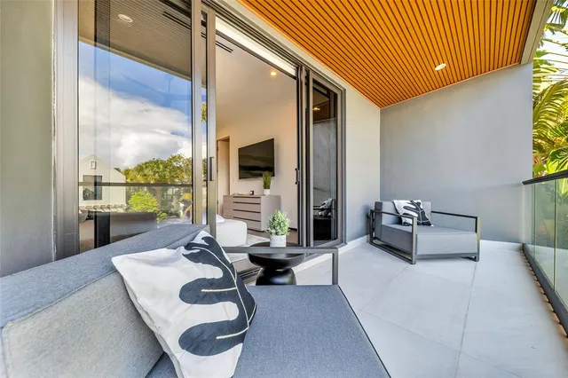 $29,995 | 727 Northeast 17th Way, Fort Lauderdale, FL 33304