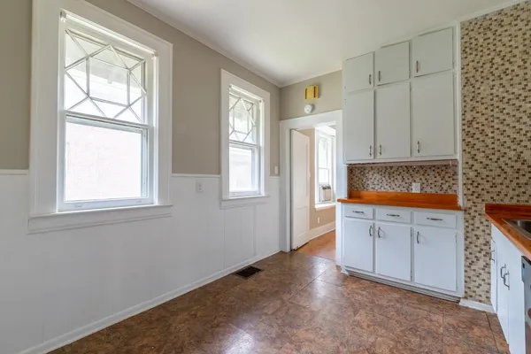 $1,495 | 2004 Walker Avenue, Memphis, TN 38104