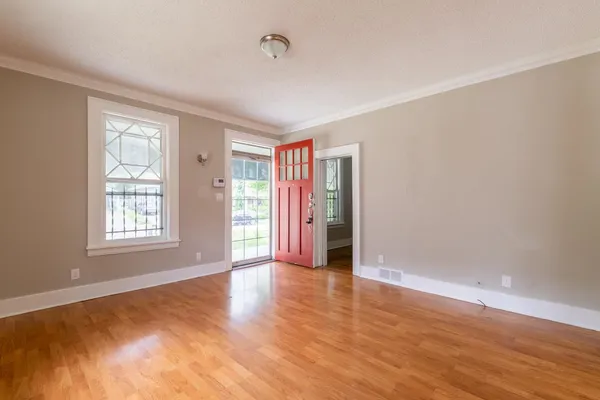 $1,495 | 2004 Walker Avenue, Memphis, TN 38104