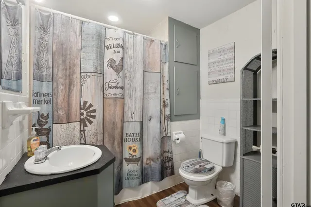 $195,000 | 604 South Chestnut Street, Winnsboro, TX 75494