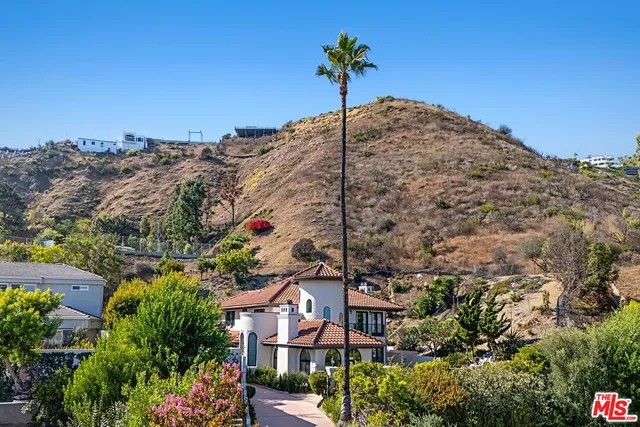 a view of a building