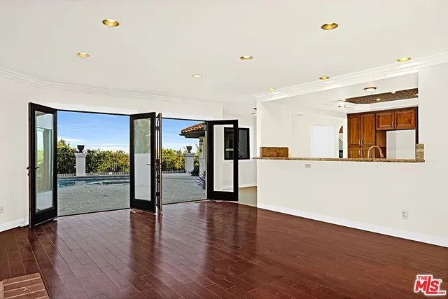 a view of a living room