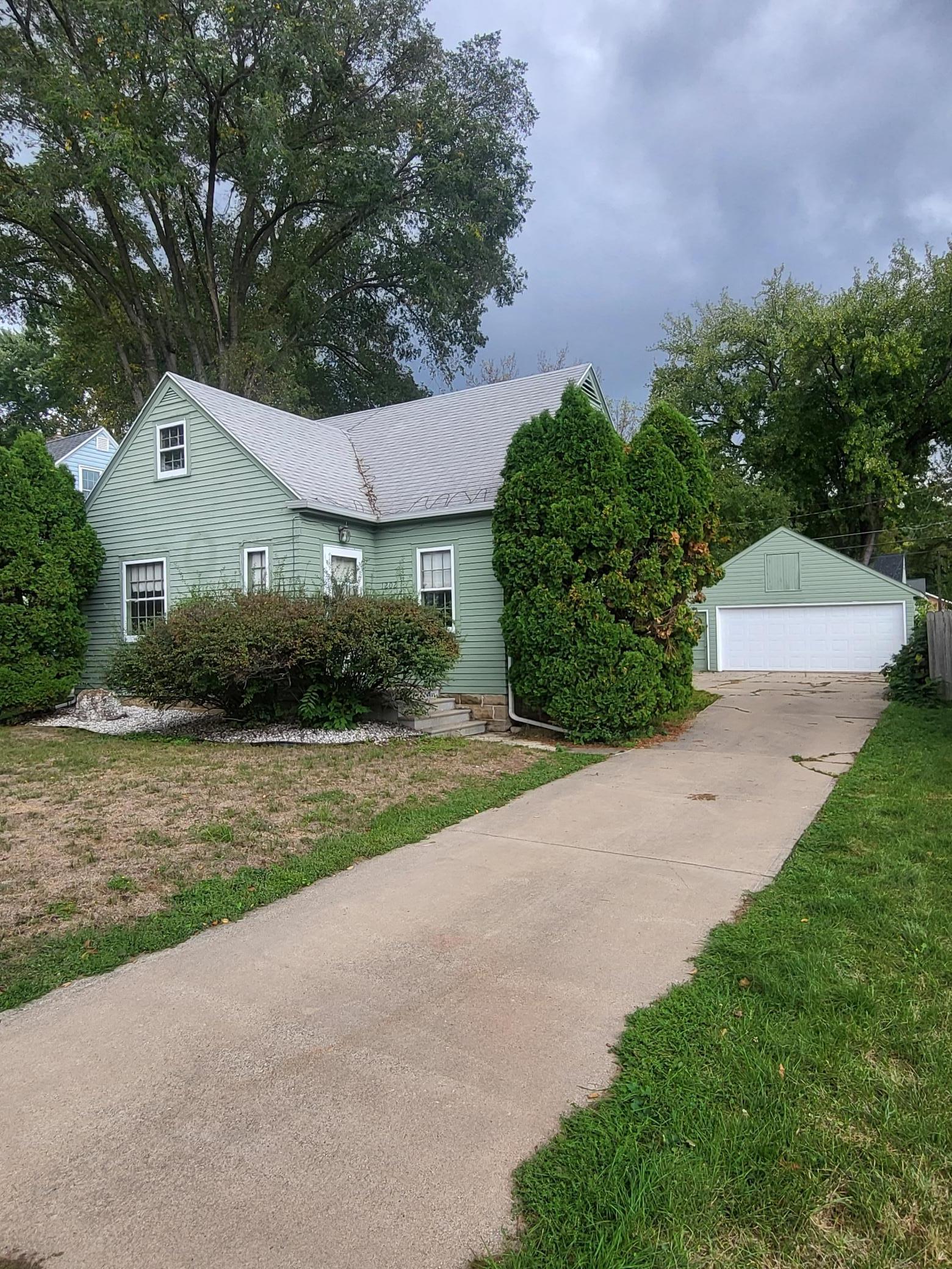 1202 12th Avenue Northeast Rochester, MN 55906 - Photo 1 of 1