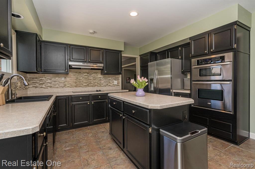 3460 Wedgewood Drive Rochester Hills, MI 48306 - Photo 16 of 47
