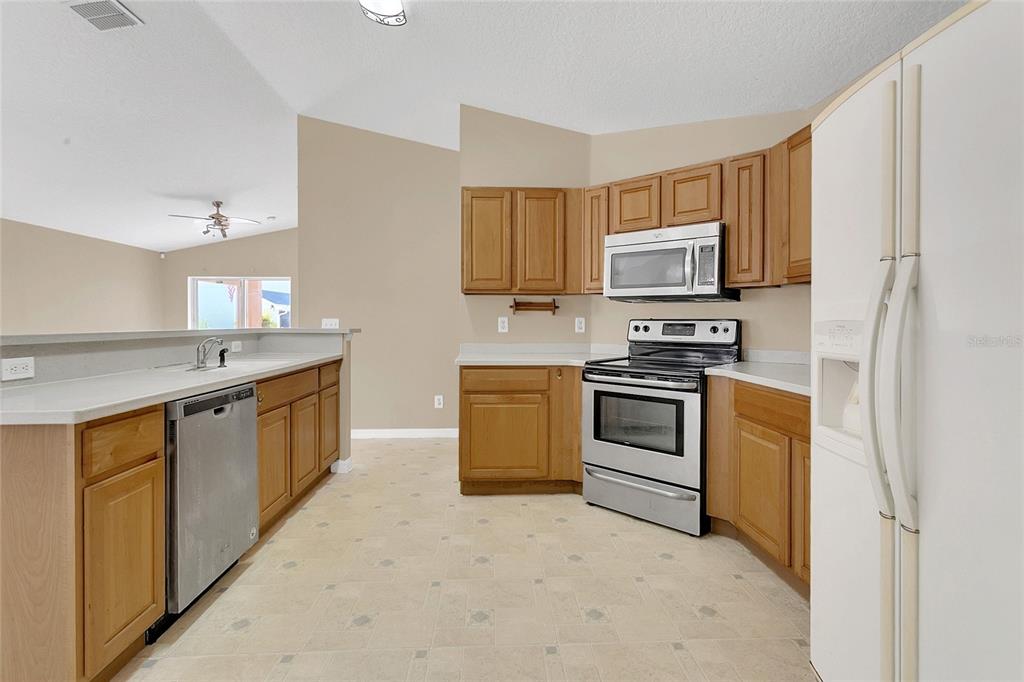 11030 Rouse Run Circle Orlando, FL 32817 - Photo 11 of 29