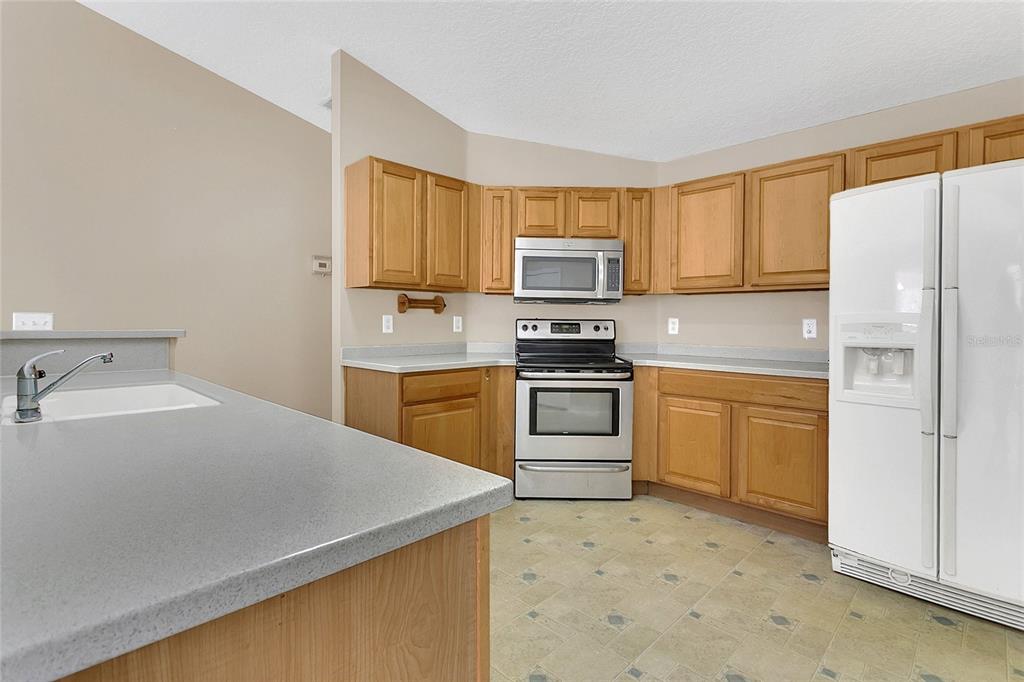 11030 Rouse Run Circle Orlando, FL 32817 - Photo 12 of 29