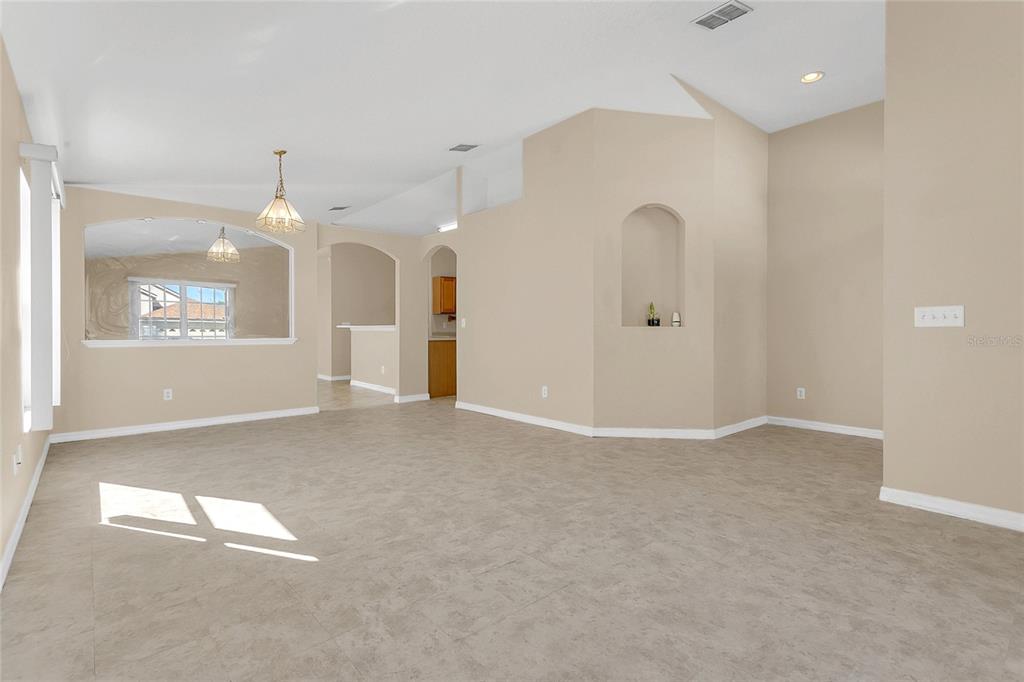 11030 Rouse Run Circle Orlando, FL 32817 - Photo 5 of 29