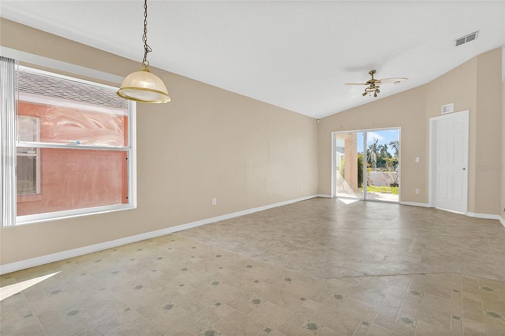 11030 Rouse Run Circle Orlando, FL 32817 - Photo 6 of 29