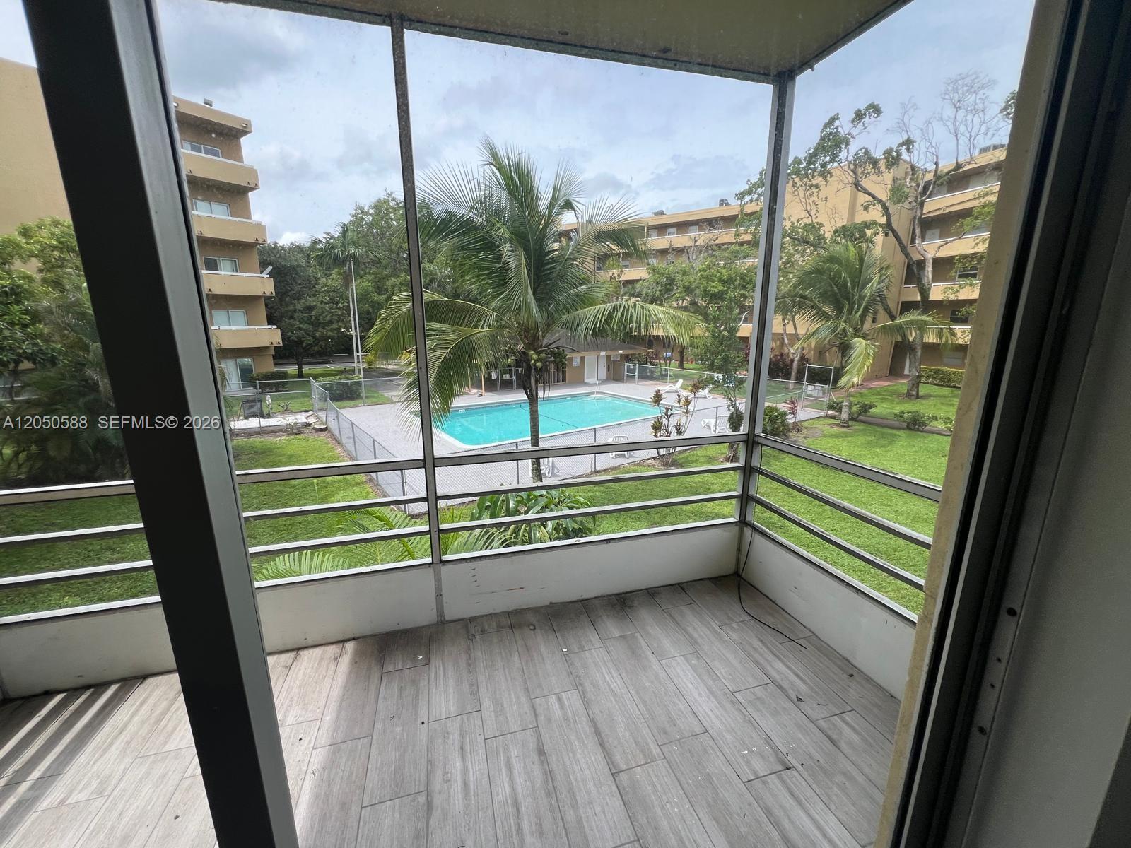 4111 Stirling Road, Unit 209 Fort Lauderdale, FL 33314 - Photo 7 of 18