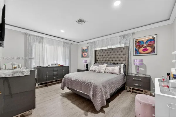 $3,500,000 | 317 South Riverside Drive, Pompano Beach, FL 33062