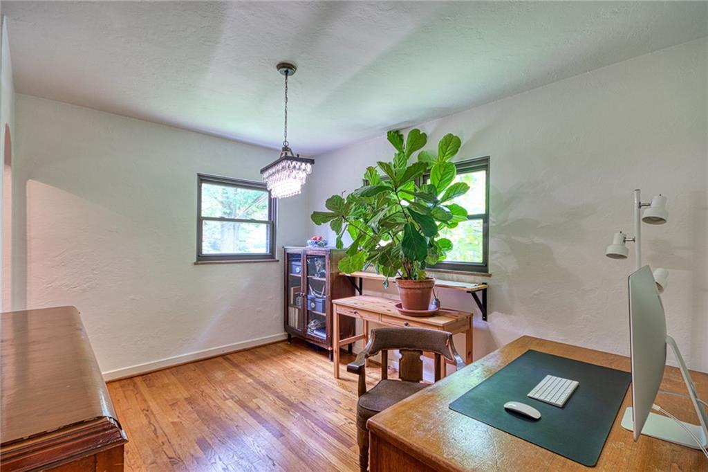 248 Cascade Road Pittsburgh, PA 15221 - Photo 12 of 23 Gallery Image 12