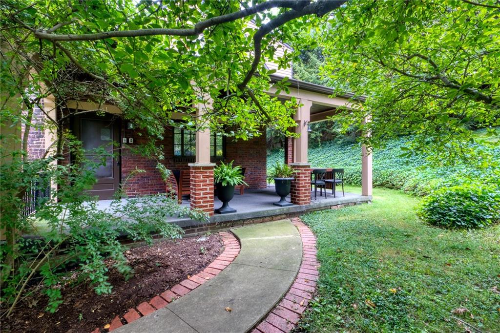 248 Cascade Road Pittsburgh, PA 15221 - Photo 22 of 23 Gallery Image 22