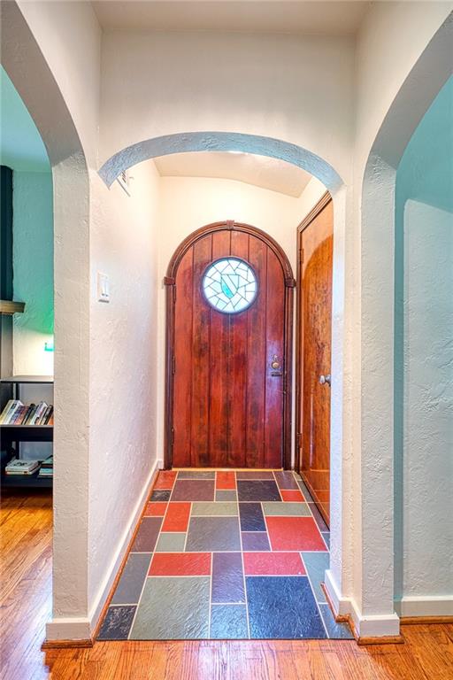 248 Cascade Road Pittsburgh, PA 15221 - Photo 10 of 23 Gallery Image 10