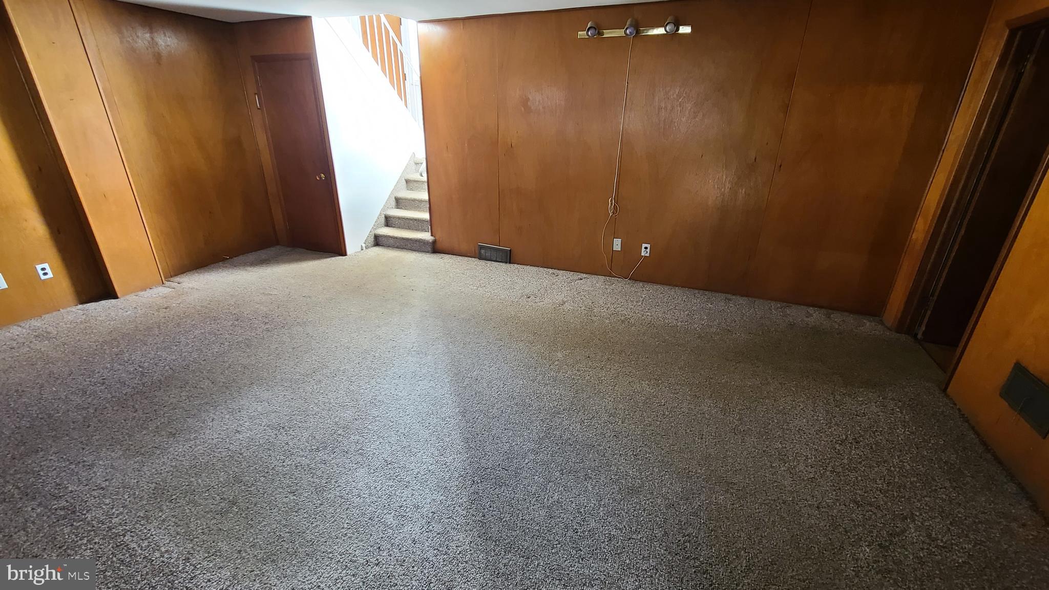 123 Yew Road Cheltenham, PA 19012 - Photo 16 of 24