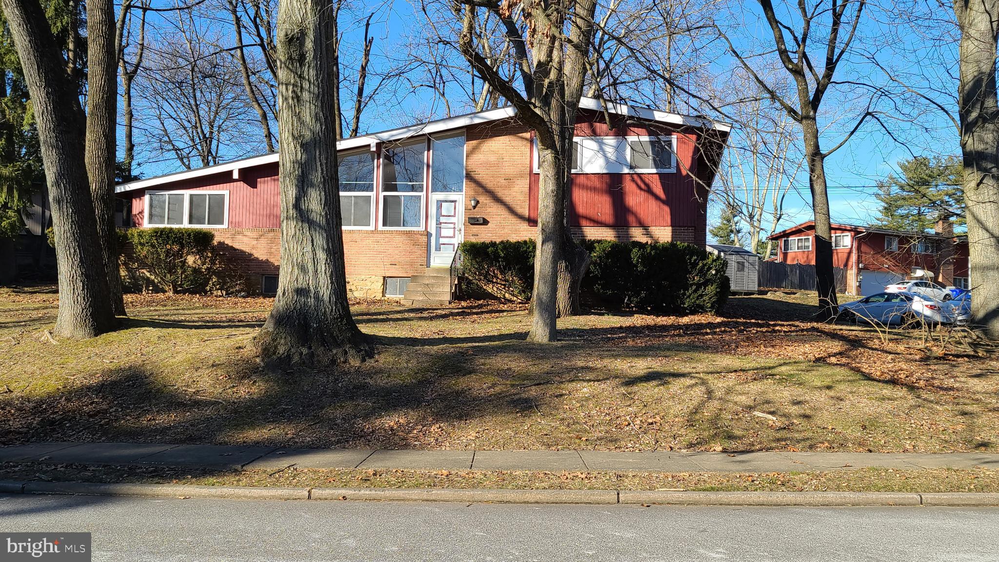 123 Yew Road Cheltenham, PA 19012 - Photo 2 of 24