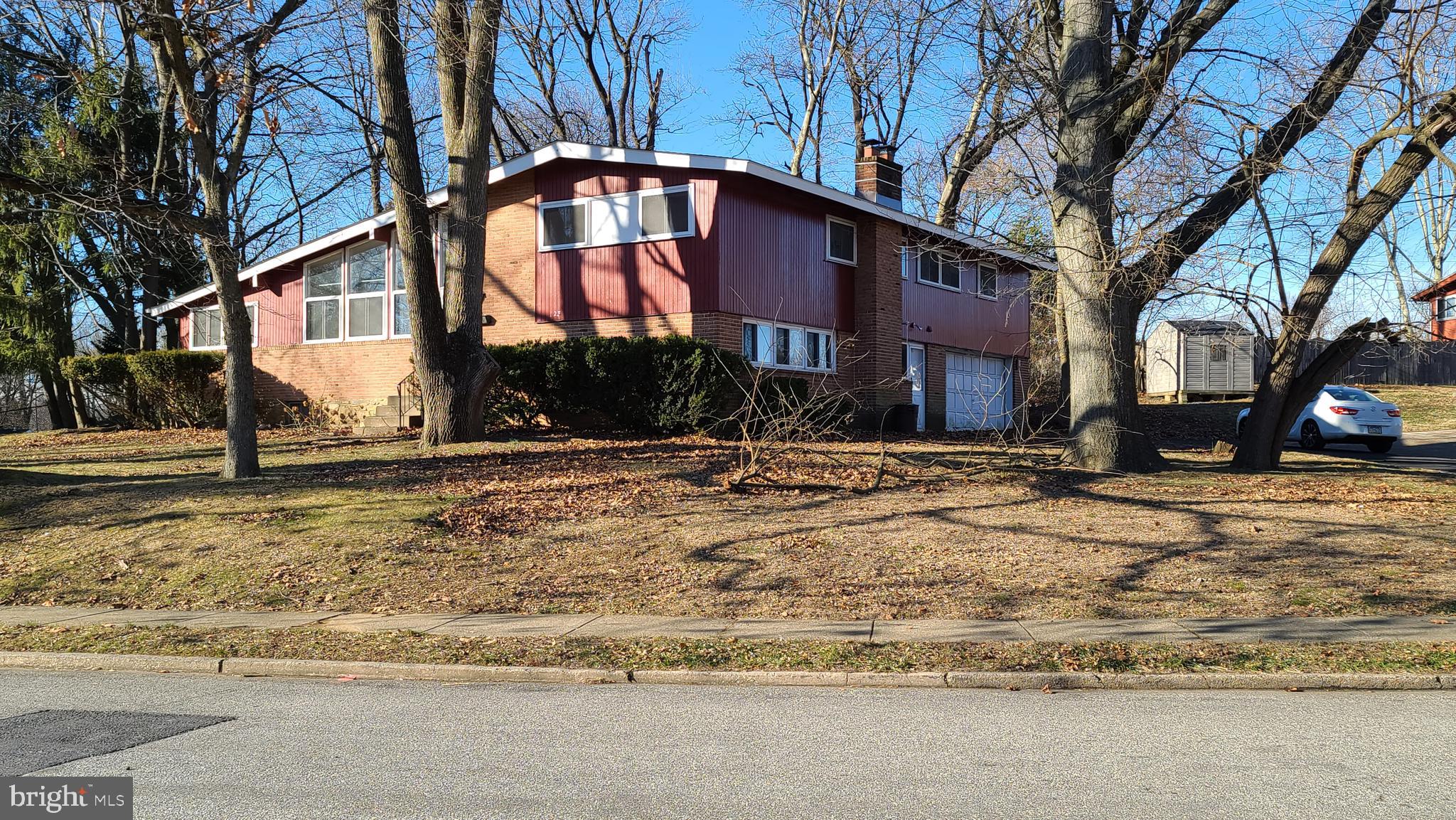 123 Yew Road Cheltenham, PA 19012 - Photo 3 of 24
