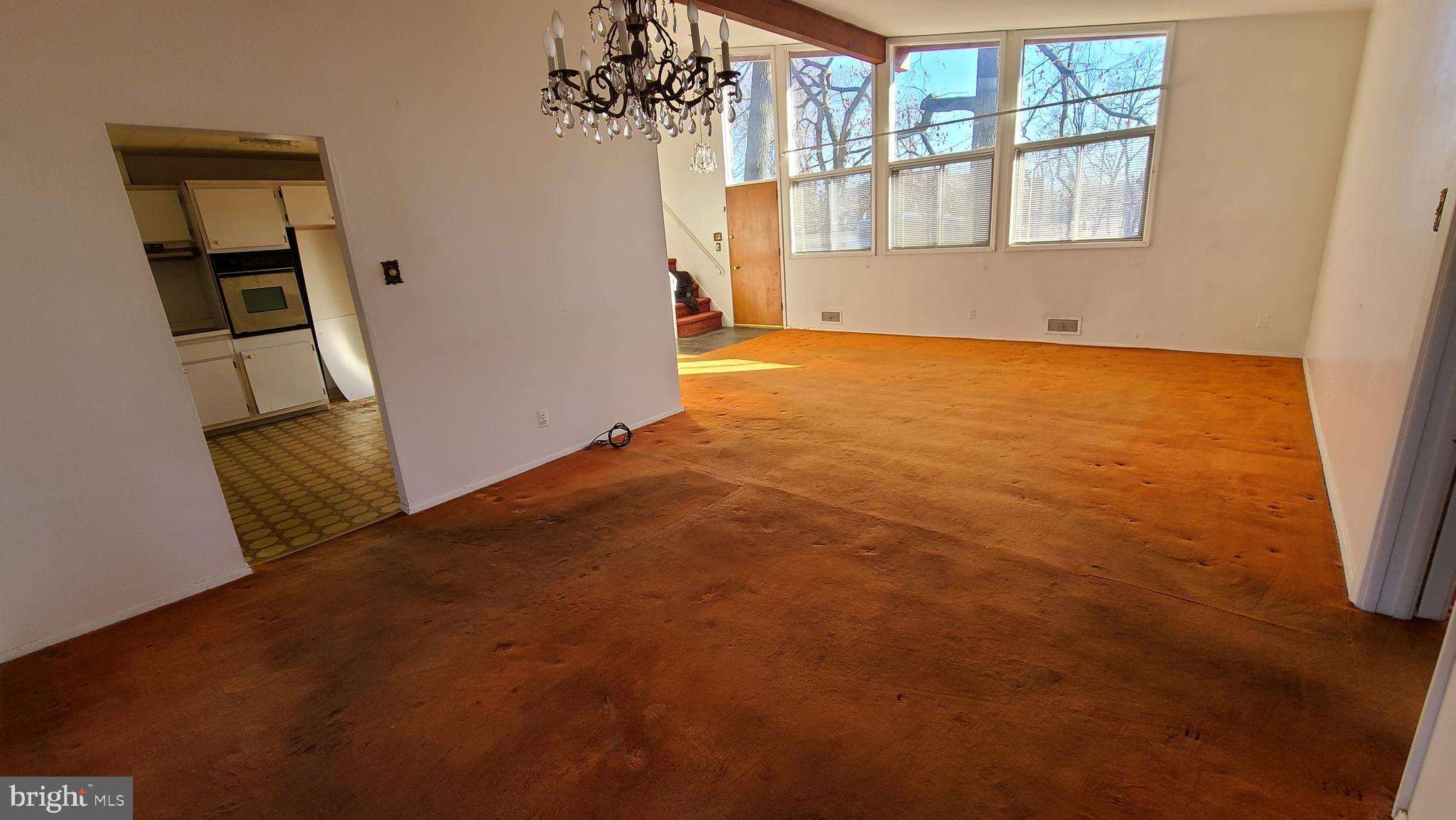 123 Yew Road Cheltenham, PA 19012 - Photo 9 of 24