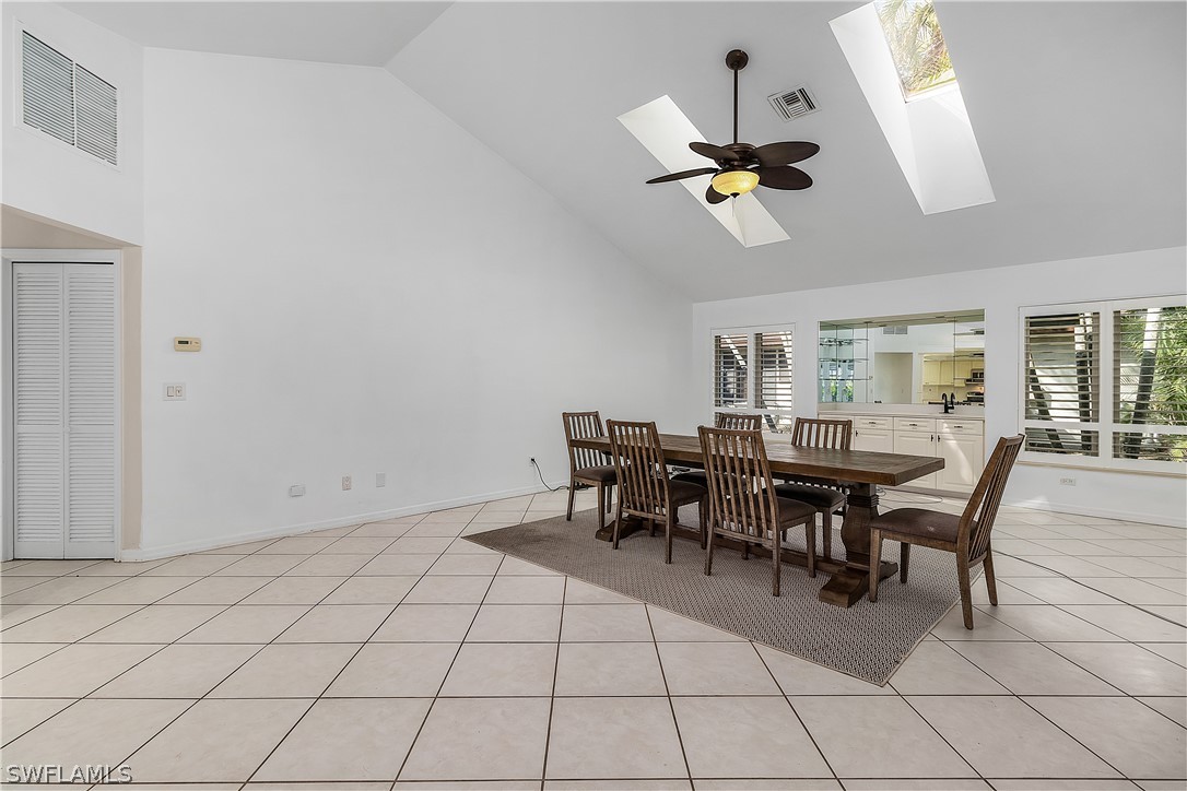 1903 Countess Court Naples, FL 34110 - Photo 18 of 32 Gallery Image 18