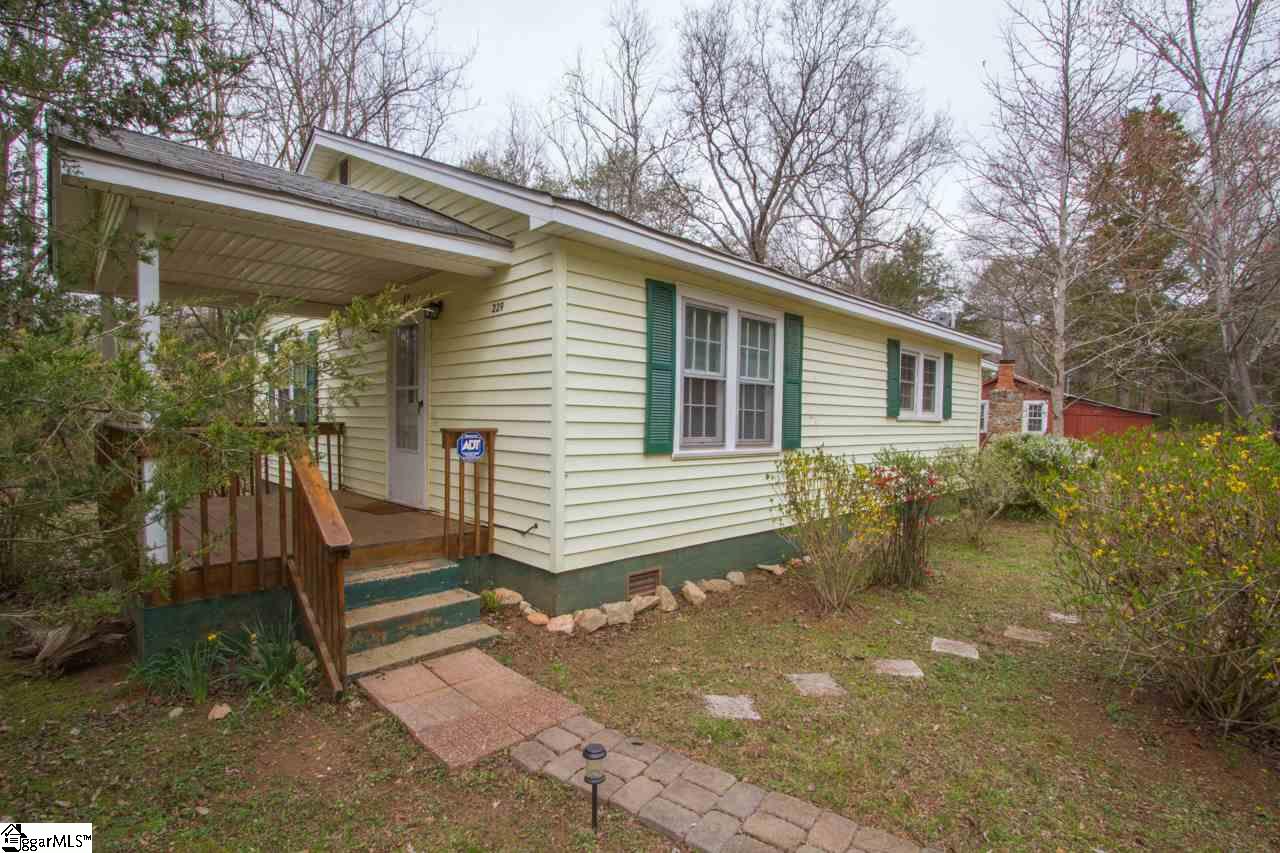 229 Cartee Road Liberty, SC 29657 - Photo 3 of 17