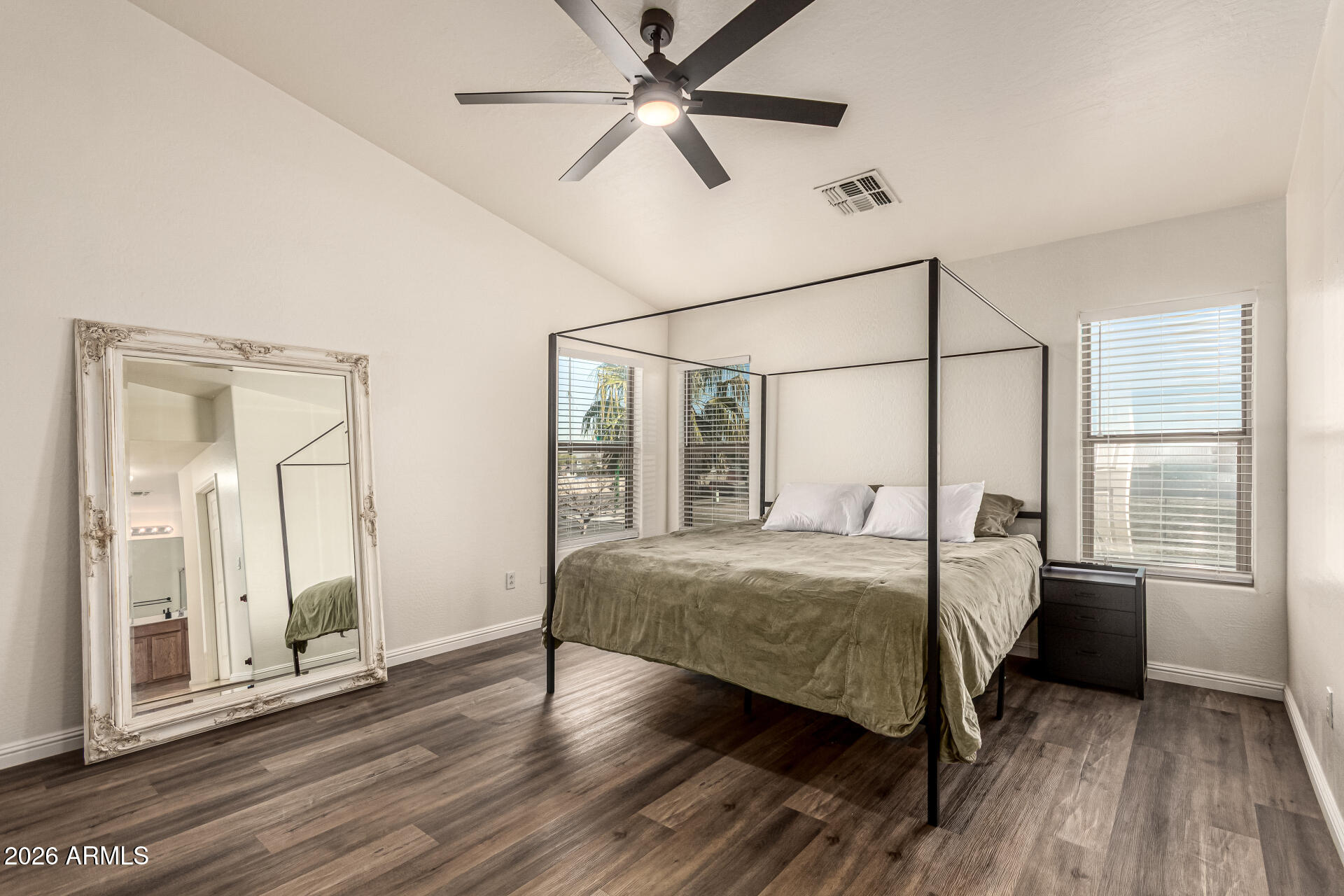 6009 South 15th Drive Phoenix, AZ 85041 - Photo 16 of 32 16 - 15th