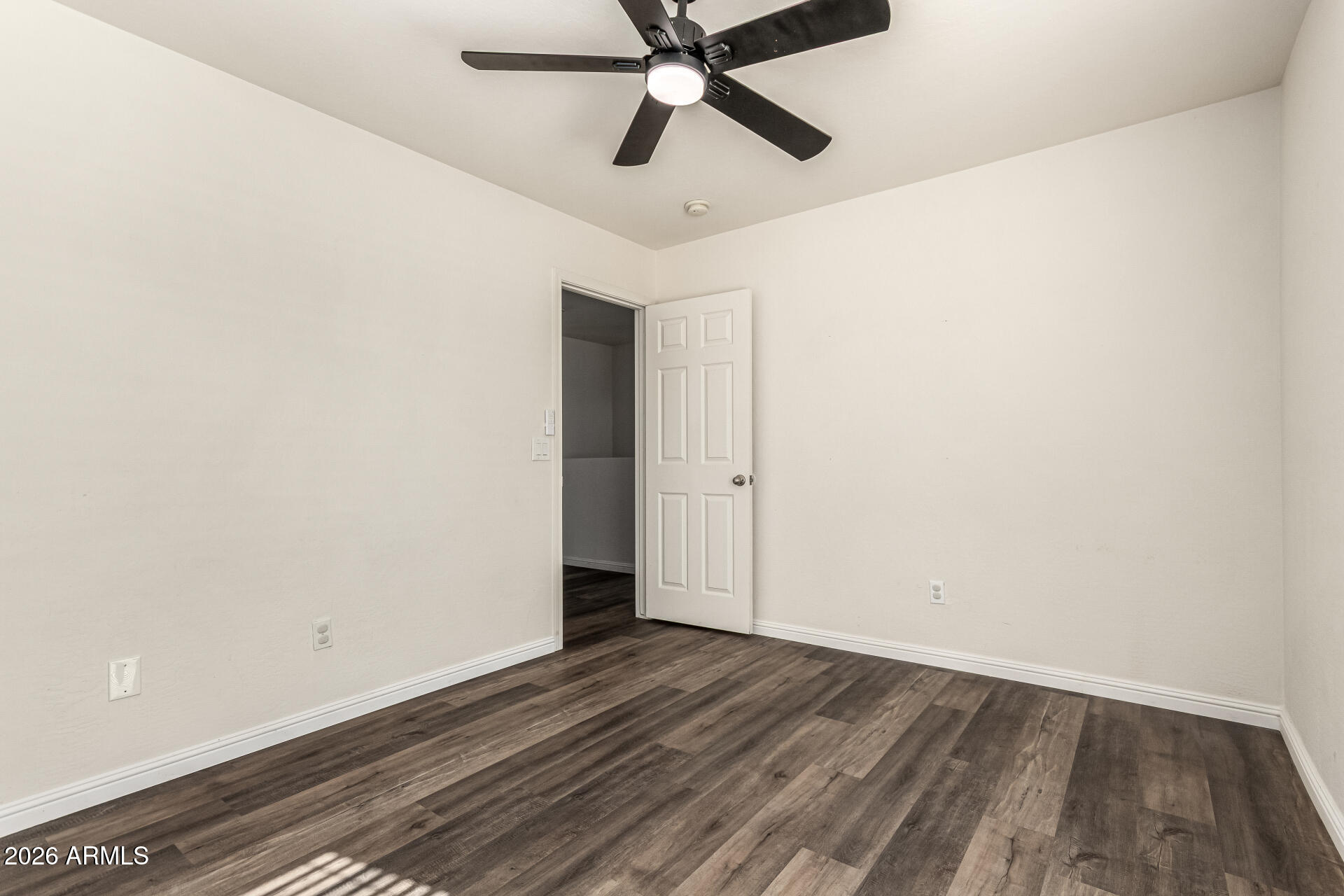 6009 South 15th Drive Phoenix, AZ 85041 - Photo 23 of 32 23 - 15th