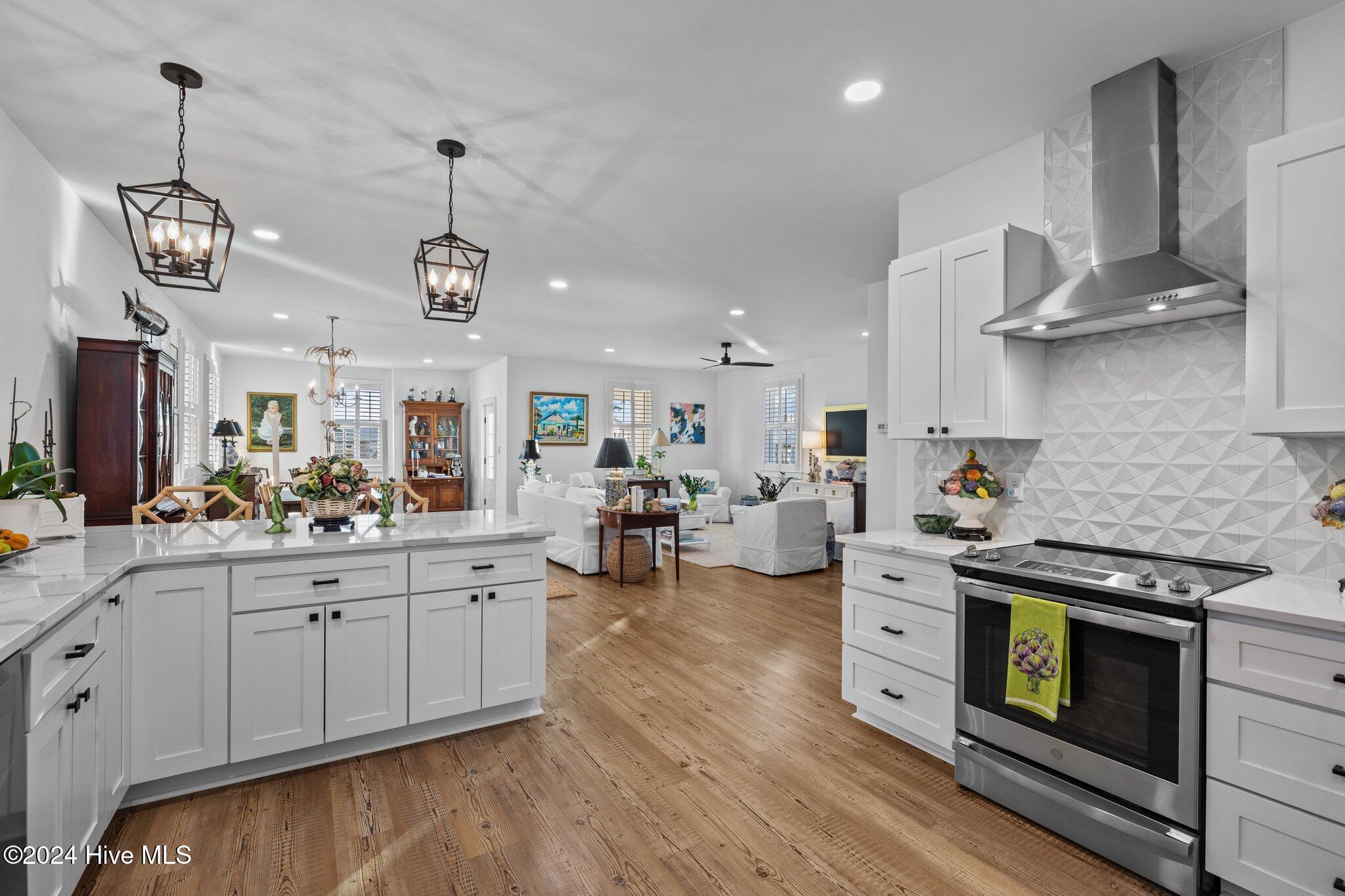 2006 Shepard Street Morehead City, NC 28557 - Photo 12 of 44 Kitchen