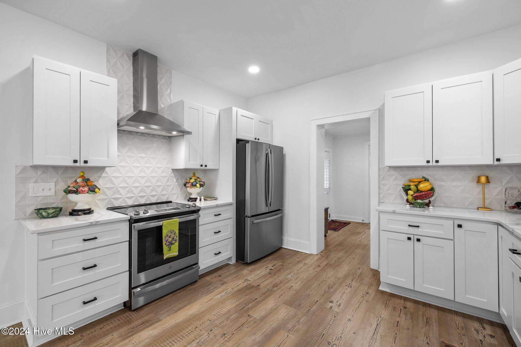 2006 Shepard Street Morehead City, NC 28557 - Photo 14 of 44 Kitchen