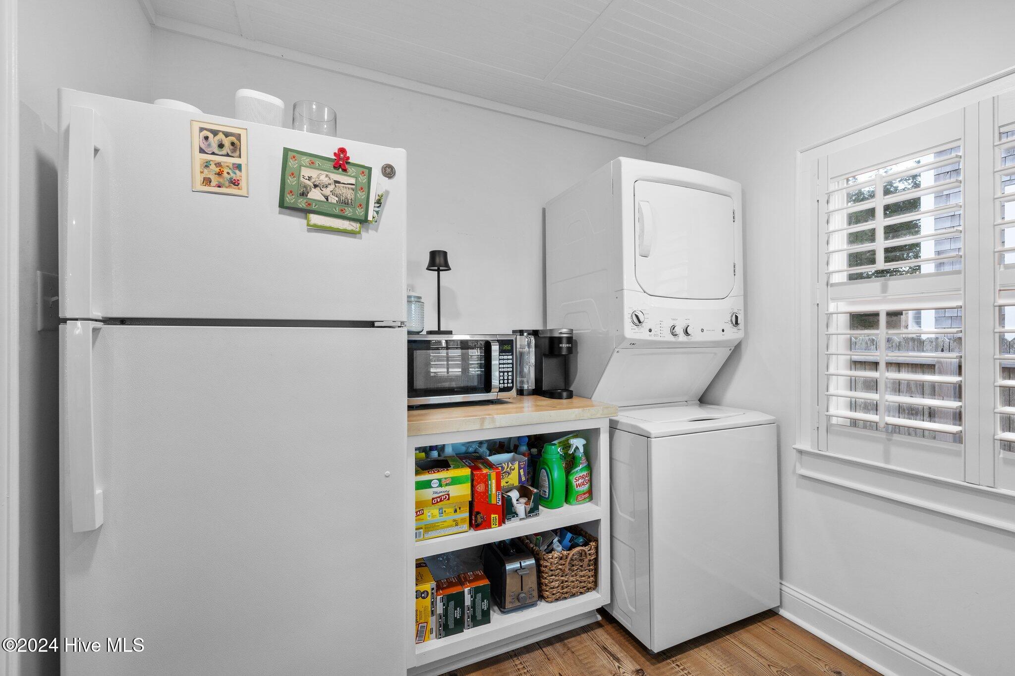 2006 Shepard Street Morehead City, NC 28557 - Photo 19 of 44 Pantry and Laundry