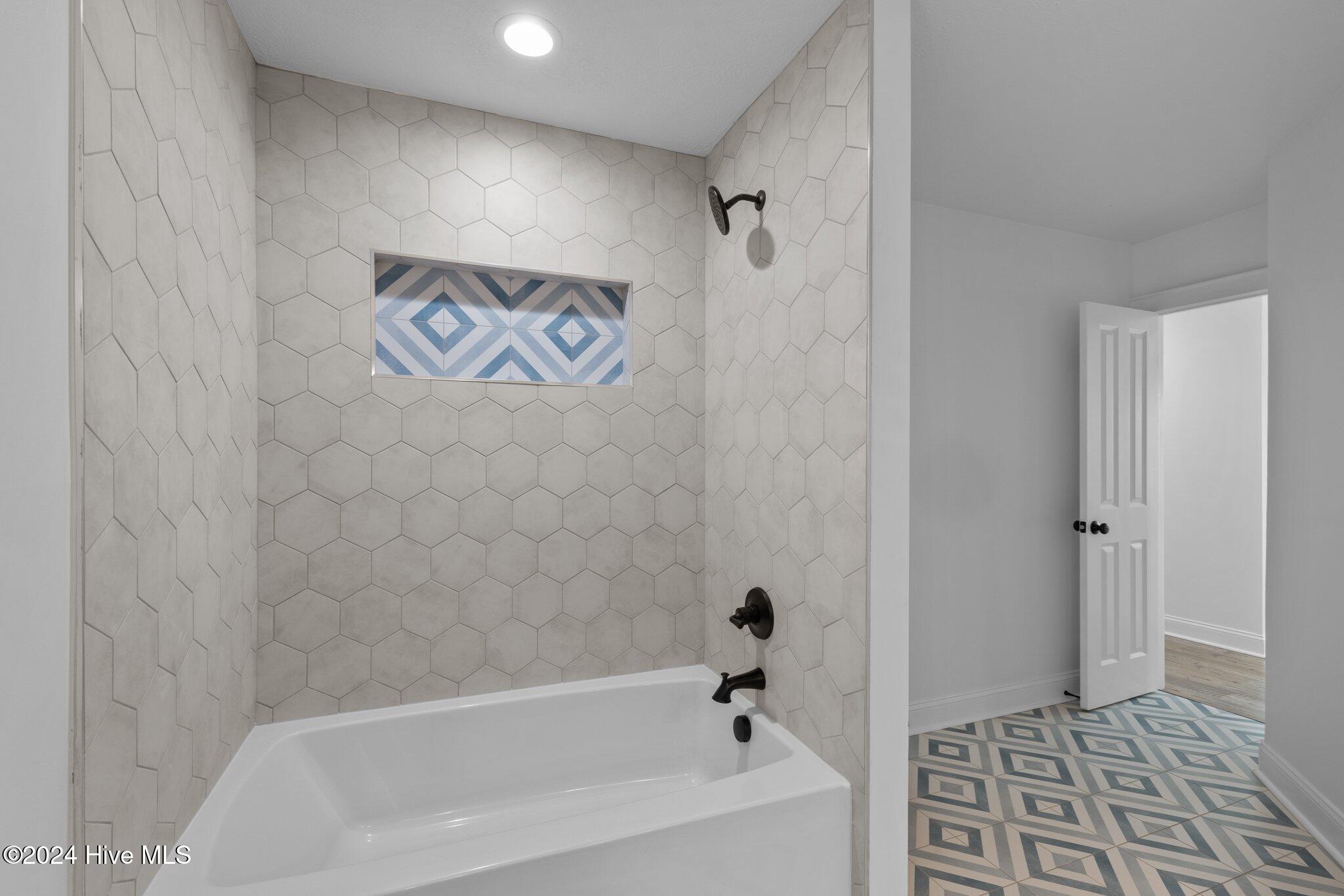 2006 Shepard Street Morehead City, NC 28557 - Photo 30 of 44 Upstairs Full Bath