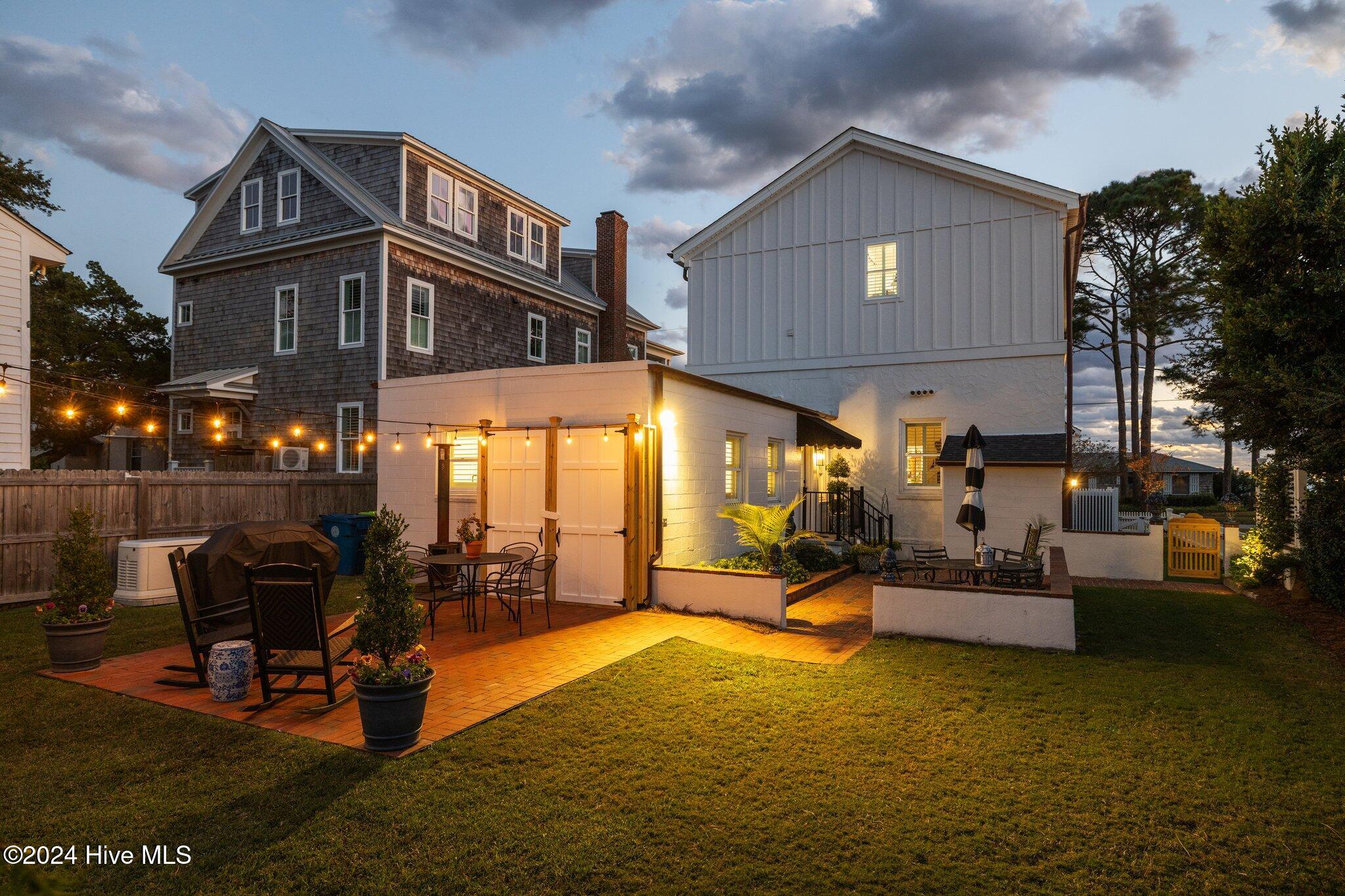 2006 Shepard Street Morehead City, NC 28557 - Photo 4 of 44 Back of Home