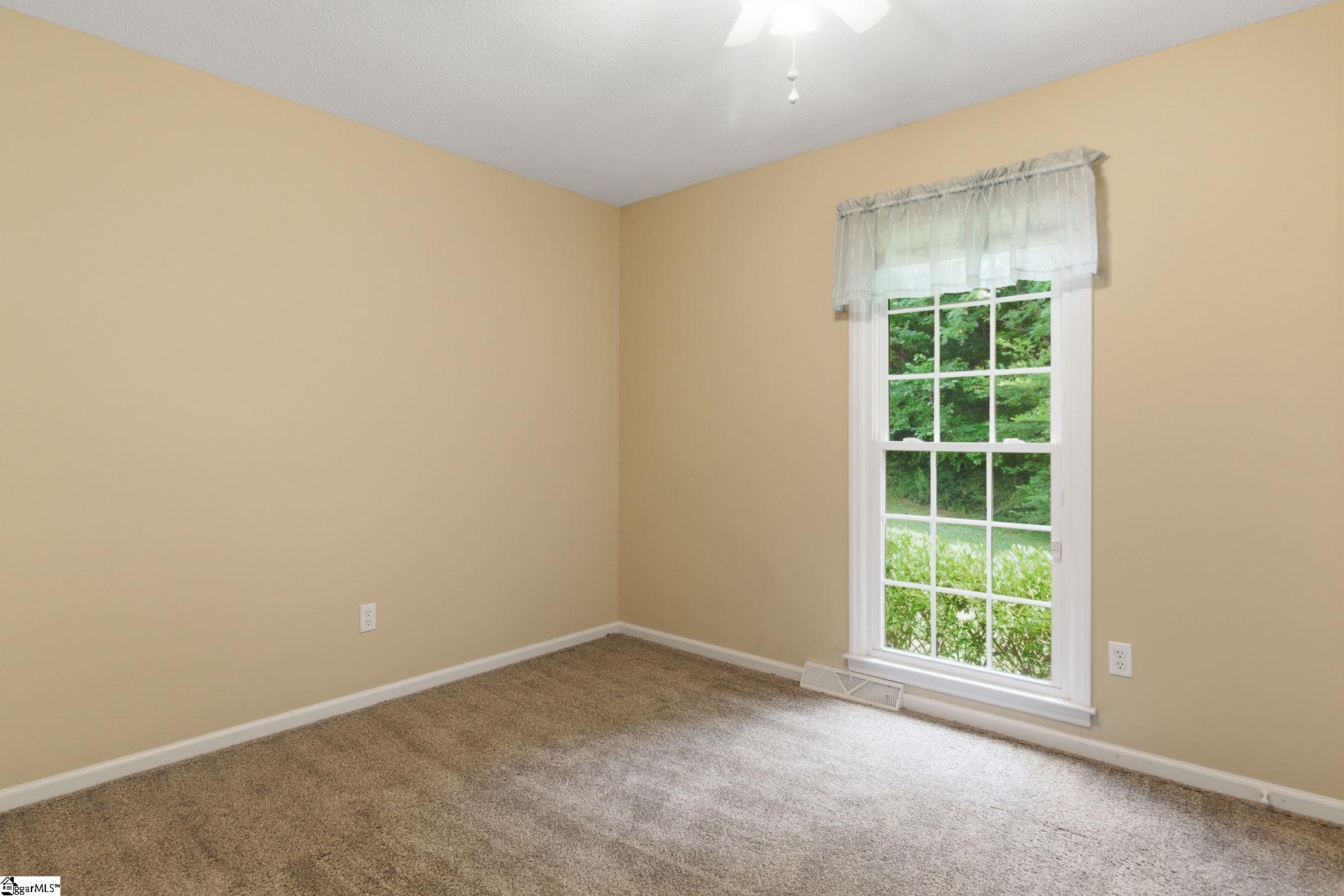 136 Country Club Road Gaffney, SC 29340 - Photo 16 of 27