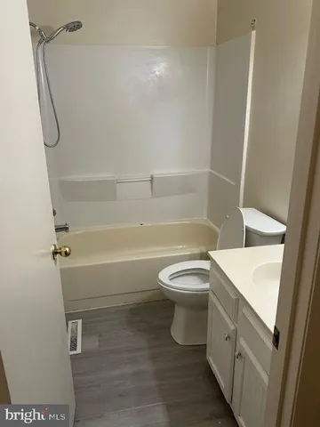 $2,400 | 309 Maden Street, Fredericksburg, VA 22407