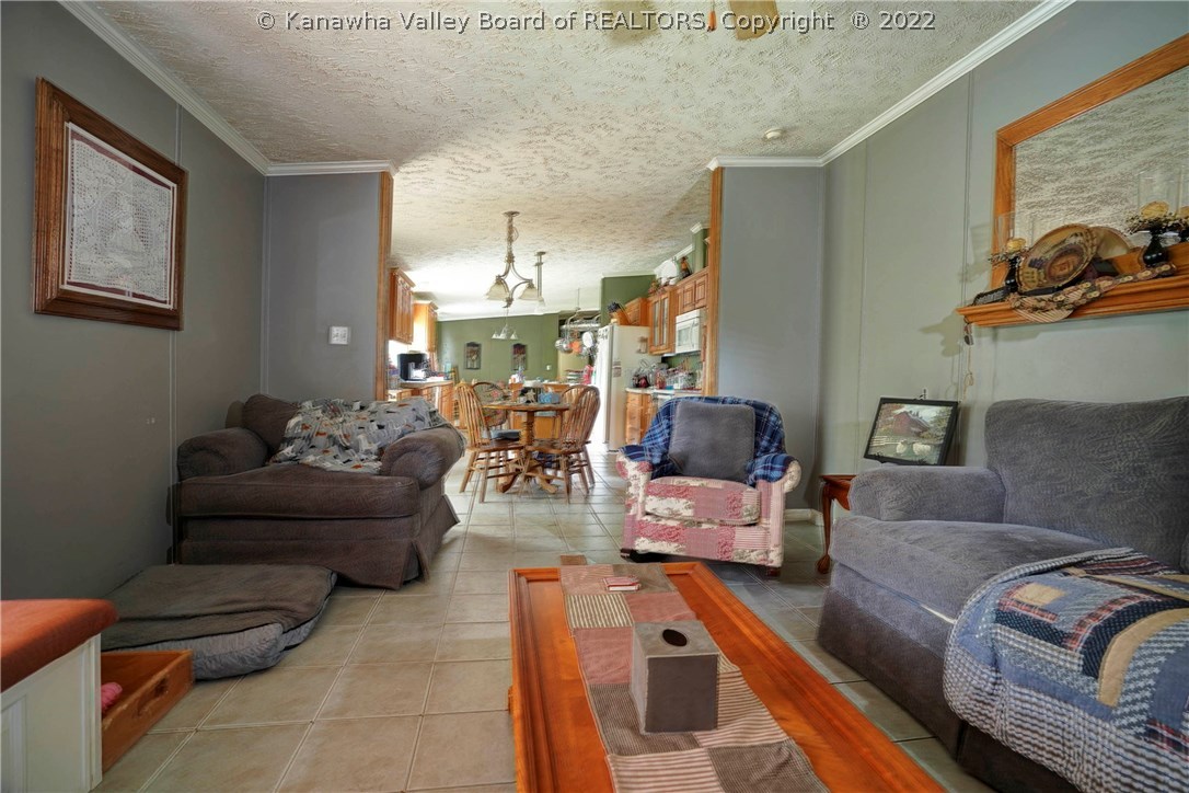 20353 Derricks Creek Road Charleston, WV 25320 - Photo 18 of 41 Gallery Image 18