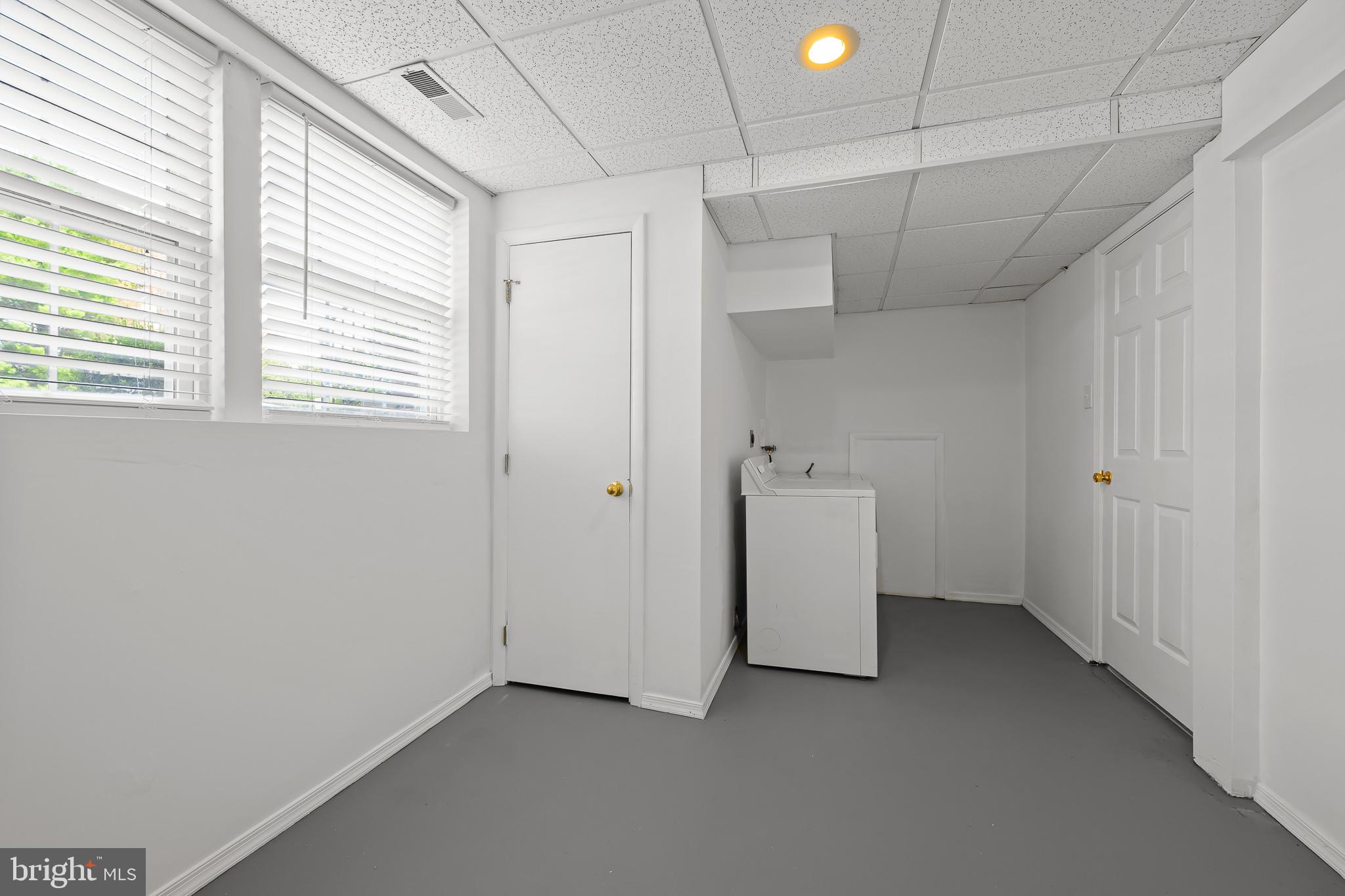 22 Hibiscus Drive Newark, DE 19702 - Photo 21 of 25 Laundry Room off Lower Level