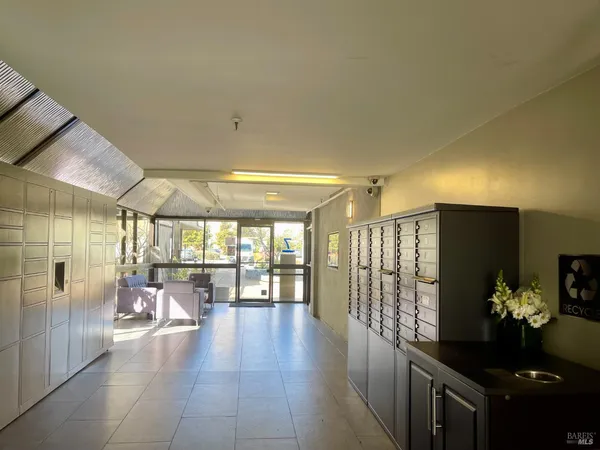 $335,000 | 1 Embarcadero West, Unit 355, Oakland, CA 94607