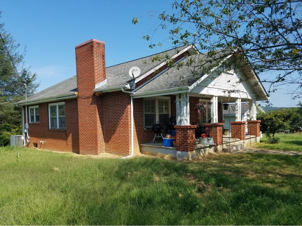 173 Jim Buck Road Johnson City, TN 37601 - Photo 1 of 12 Photo 1