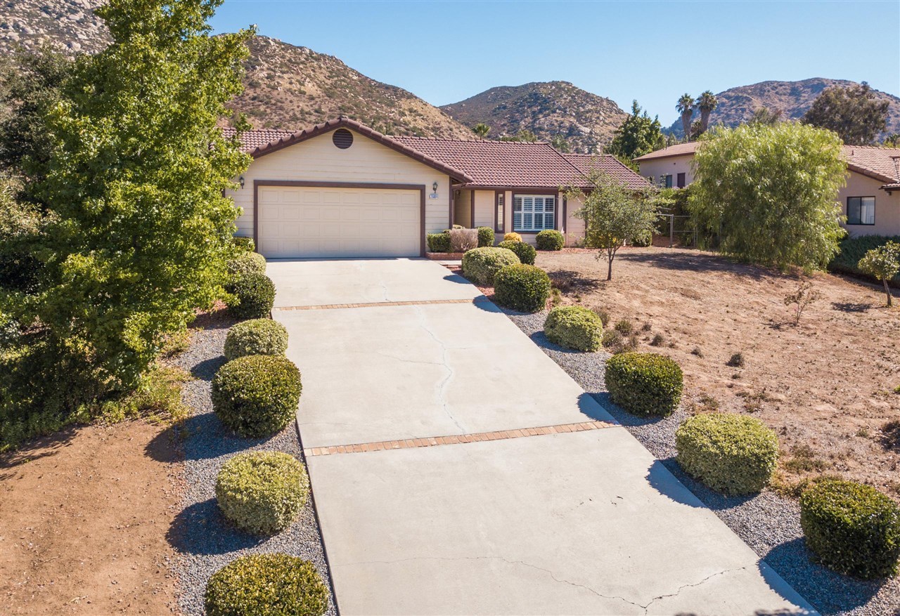 26004 Matlin Road Ramona, CA 92065 - Photo 1 of 25 Gallery Image 1