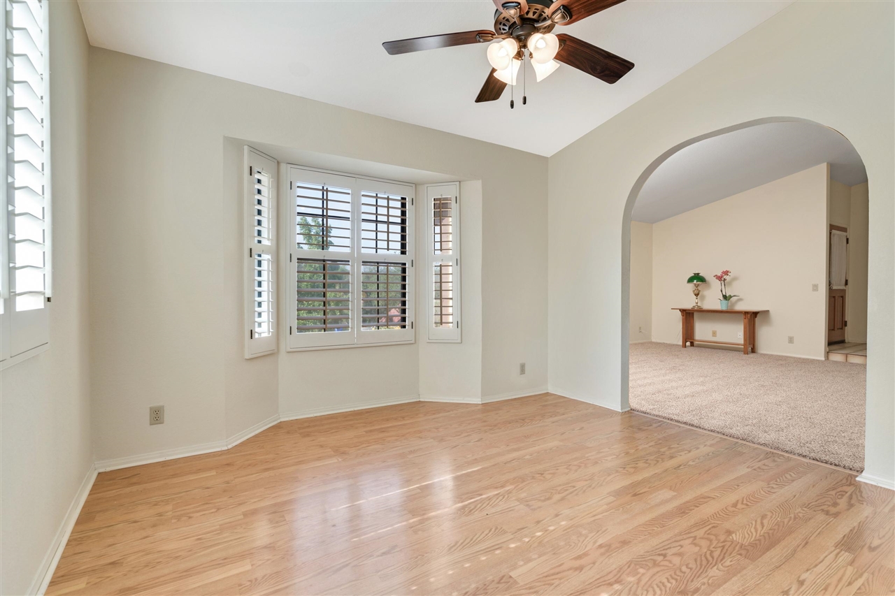 26004 Matlin Road Ramona, CA 92065 - Photo 11 of 25 Gallery Image 11