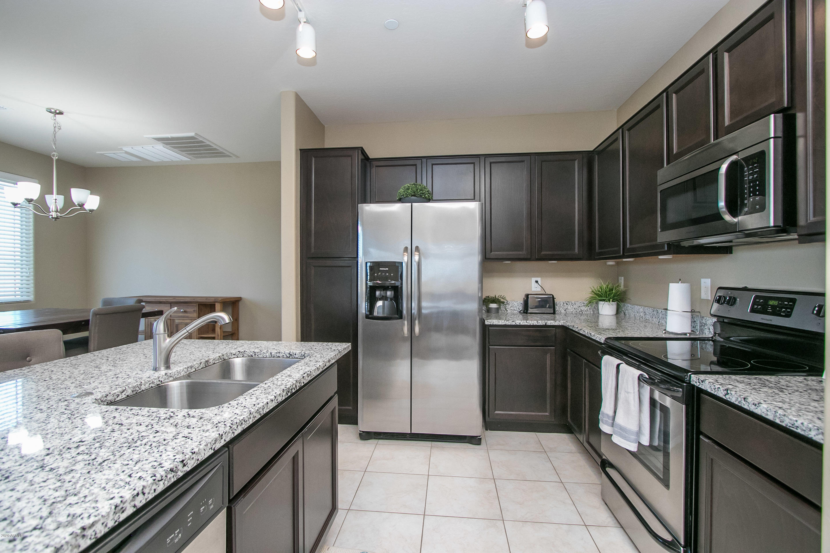 2150 West Alameda Road, Unit 1182 Phoenix, AZ 85085 - Photo 10 of 27 Alameda Rd-12