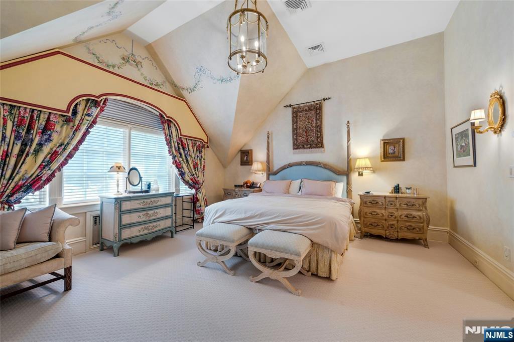 116 East Saddle River Road Saddle River, NJ 07458 - Photo 23 of 42