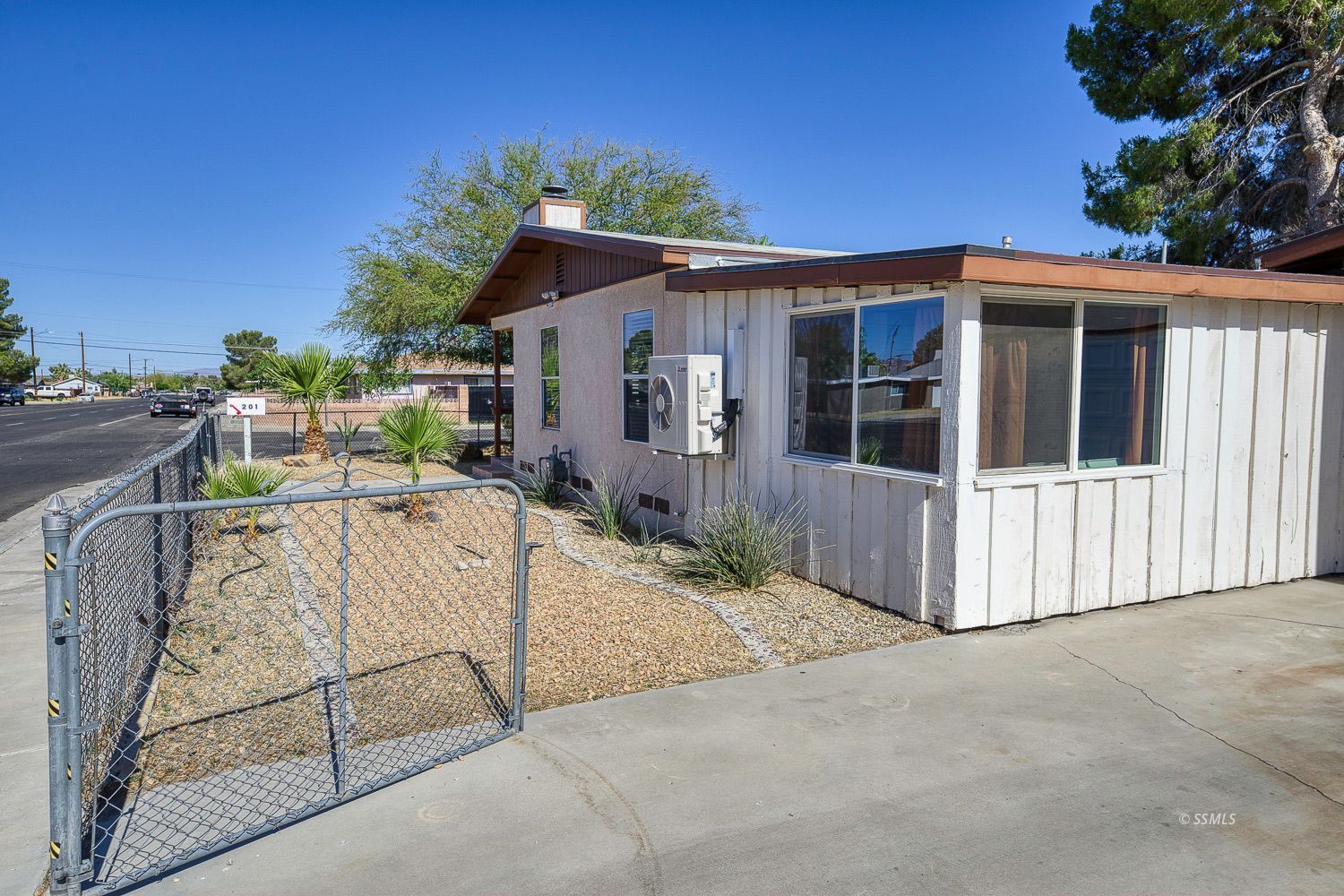 201 South Fire Opal Street Ridgecrest, CA 93555 - Photo 26 of 32