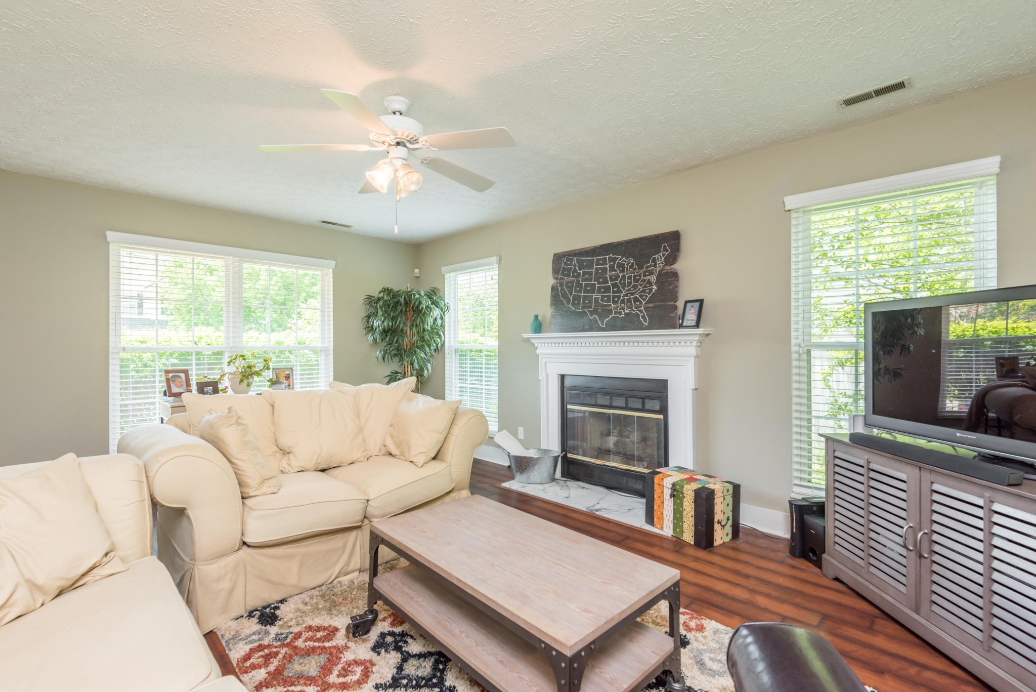 1126 Vale View Road Knoxville, TN 37922 - Photo 4 of 26 Gallery Image 4