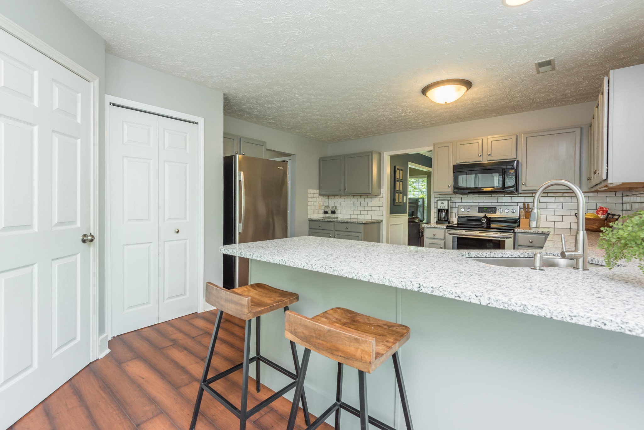 1126 Vale View Road Knoxville, TN 37922 - Photo 10 of 26 Gallery Image 10