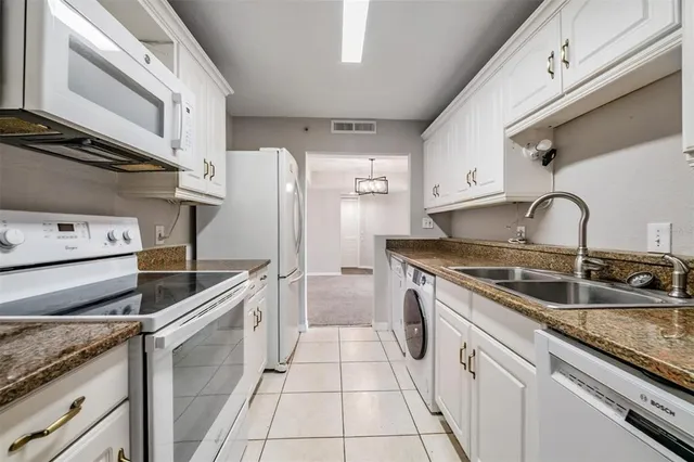 $289,000 | 3211 West Swann Avenue, Unit 907, Tampa, FL 33609