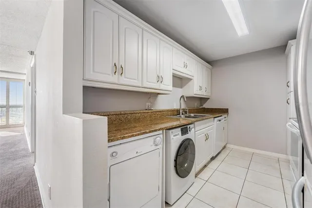 $289,000 | 3211 West Swann Avenue, Unit 907, Tampa, FL 33609