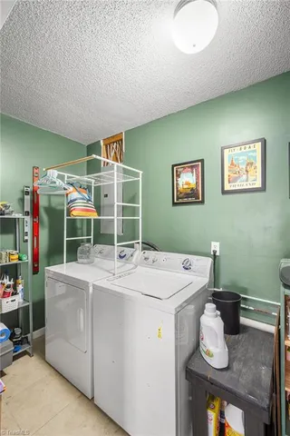 $325,000 | 6030 Bobbybrook Drive, Clemmons, NC 27012